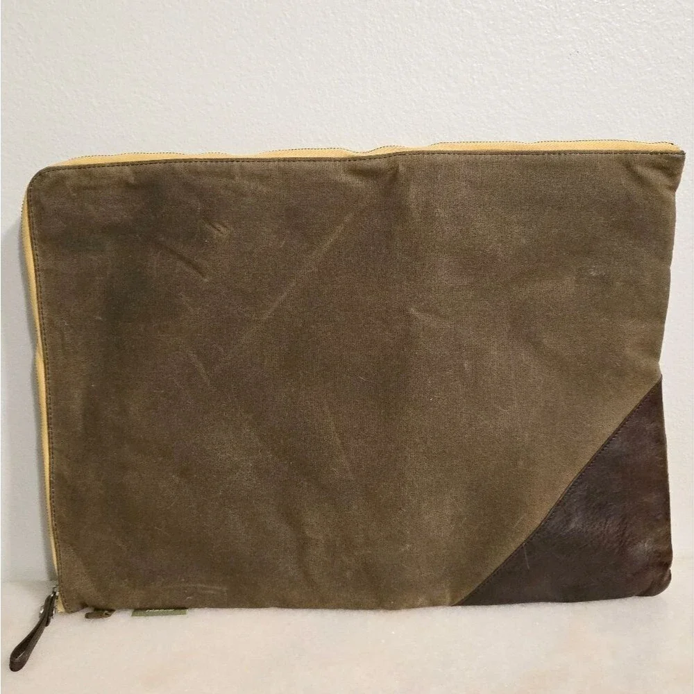 Hlaska Laptop Cover Case Khaki Waxed Canvas and Genuine brown leather